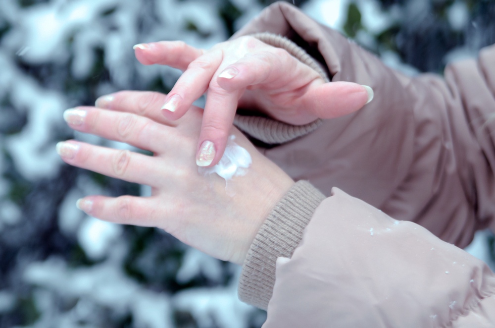 Preventing Dry Skin in Winter